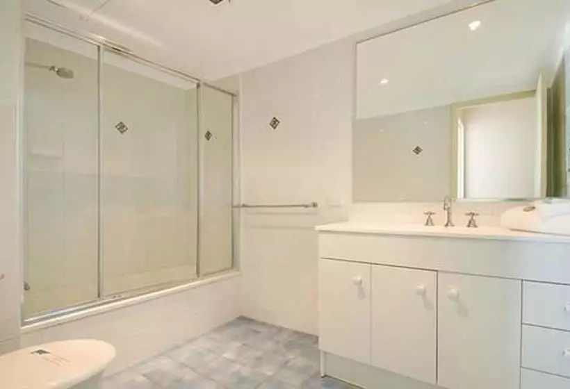 South Pacific Plaza Official