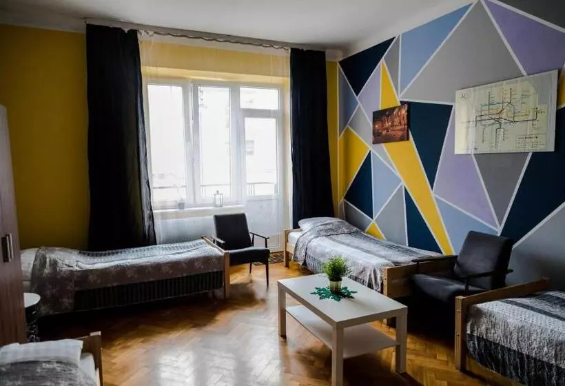 هاستل Centrum 51