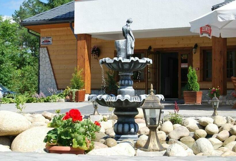 ユースホステル Karczma Na Woli