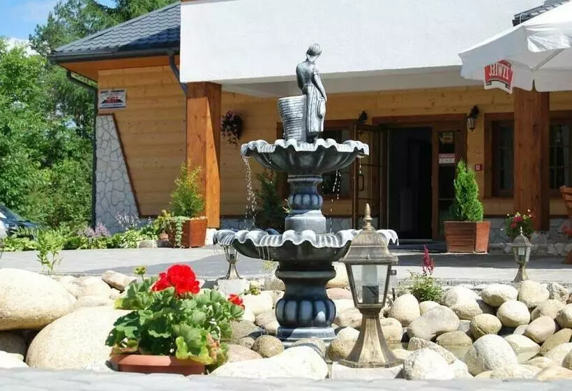 Retkeilymaja Karczma Na Woli