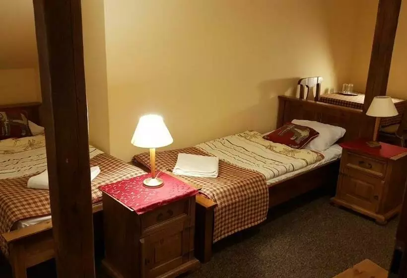 Retkeilymaja Karczma Na Woli