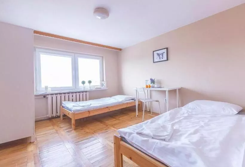 هاستل Kujawska Rooms