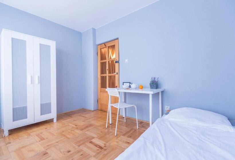 هاستل Kujawska Rooms