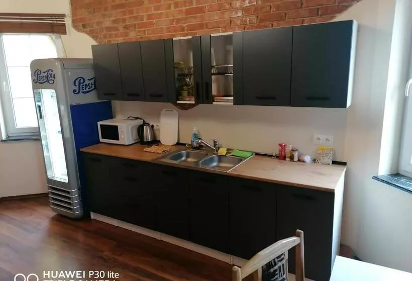 Retkeilymaja Zajazd Fakir