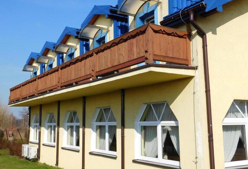 فندق صغير Zajazd Fakir