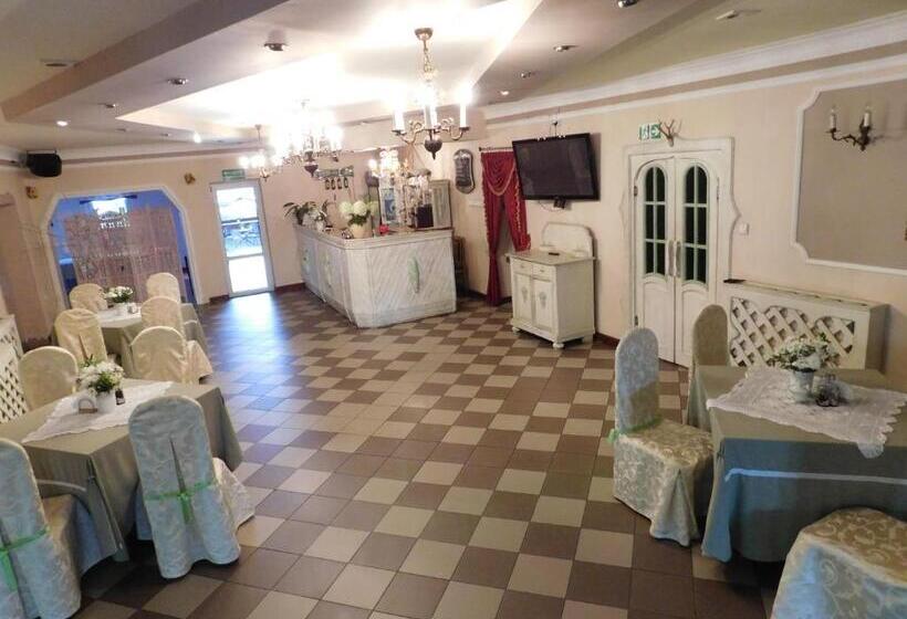 فندق صغير Zajazd Fakir