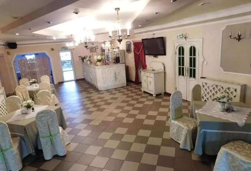 Retkeilymaja Zajazd Fakir