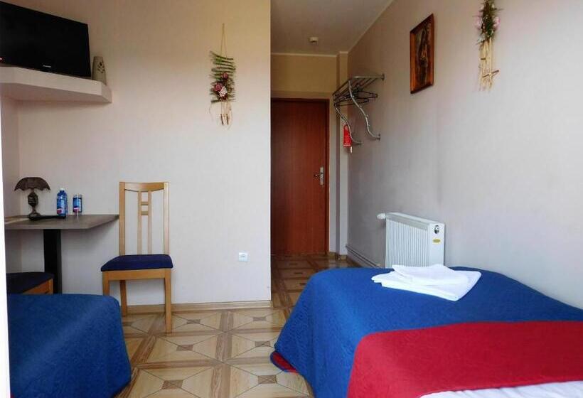 فندق صغير Zajazd Fakir