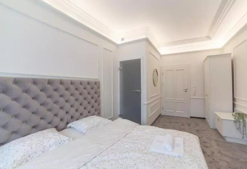 Aamiaismajoitus (B&B) Boleslav Home De Luxe