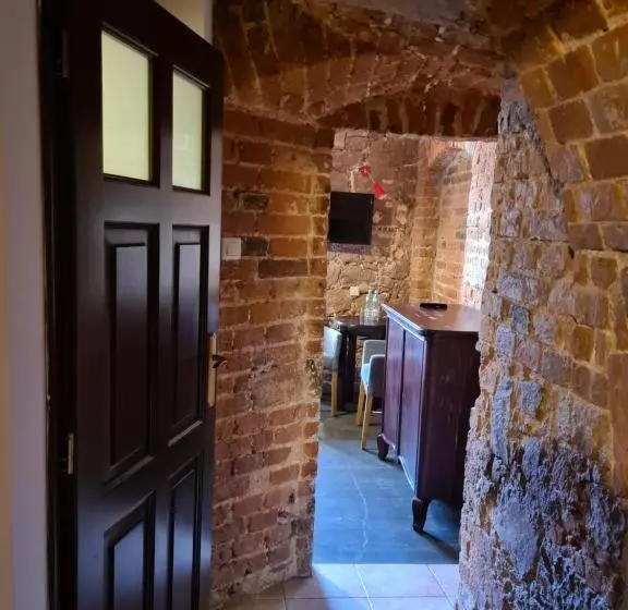 Aamiaismajoitus (B&B) Dom Pod Twierdzą Srebrna Góra