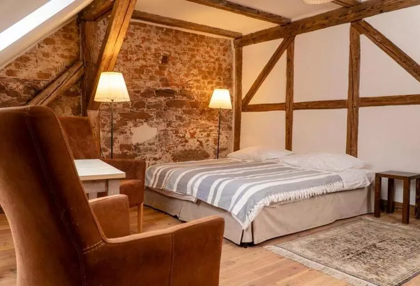 Aamiaismajoitus (B&B) Dom Pod Twierdzą Srebrna Góra