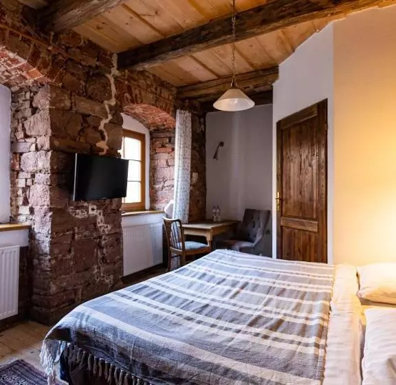 Aamiaismajoitus (B&B) Dom Pod Twierdzą Srebrna Góra