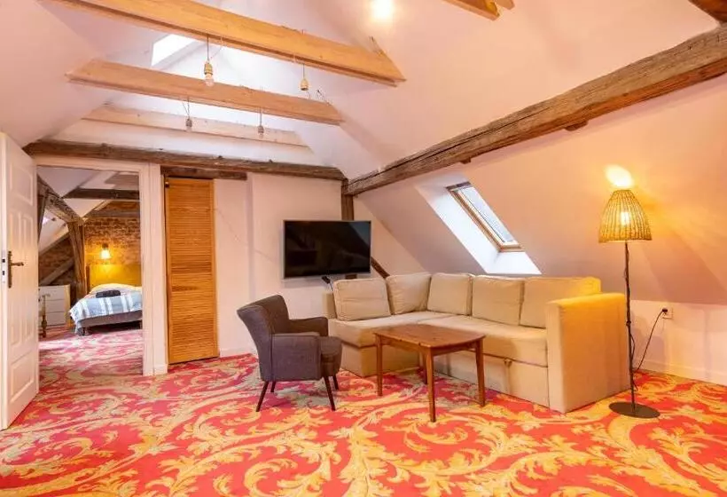 Aamiaismajoitus (B&B) Dom Pod Twierdzą Srebrna Góra