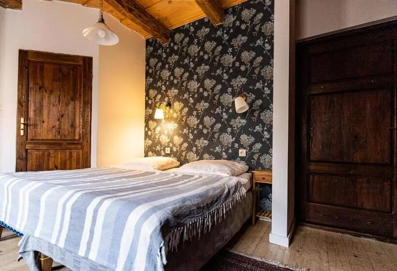 Aamiaismajoitus (B&B) Dom Pod Twierdzą Srebrna Góra