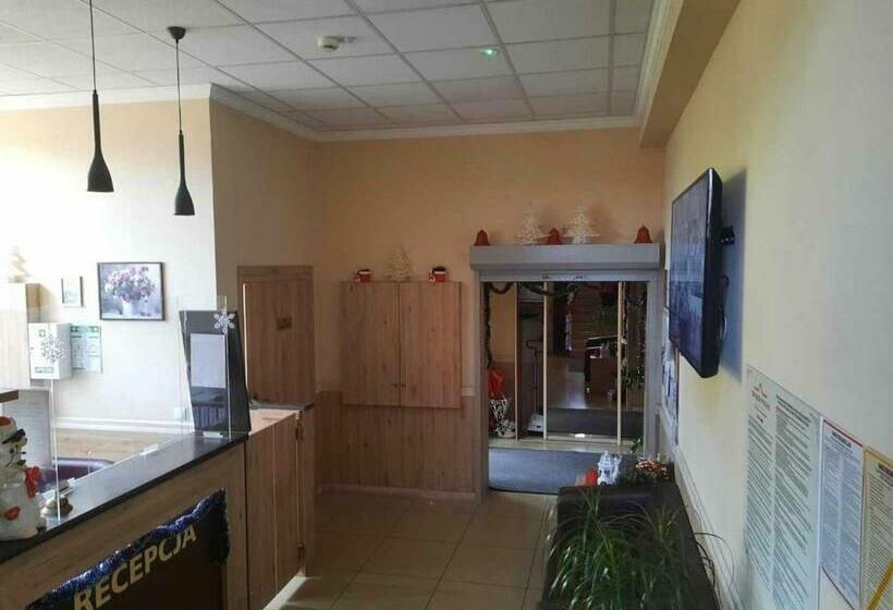 تختخواب و صبحانه Dworek W Płoni