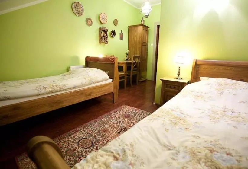 Aamiaismajoitus (B&B) Dwór Na Wichrowym Wzgórzu