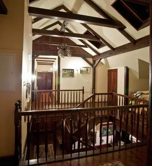 Aamiaismajoitus (B&B) Dwór Na Wichrowym Wzgórzu