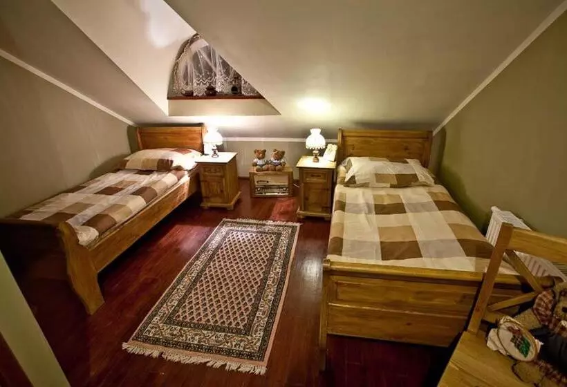 Aamiaismajoitus (B&B) Dwór Na Wichrowym Wzgórzu