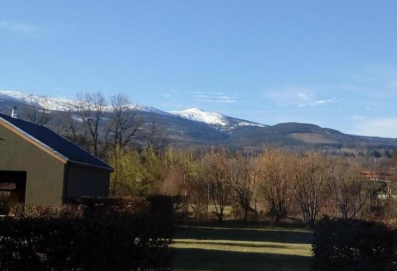 민박 Gospodarstwo Agroturystyczne Pensjonat Sad