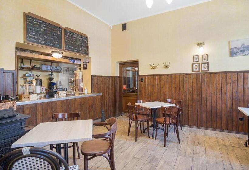 住宿加早餐 Kawerna Obornicka Pod Orłem Noclegi