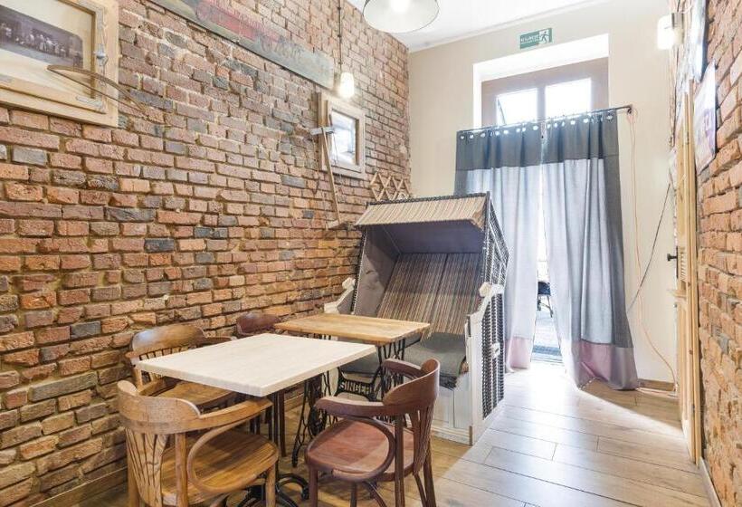 住宿加早餐 Kawerna Obornicka Pod Orłem Noclegi