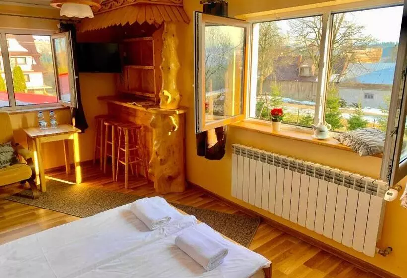 Aamiaismajoitus (B&B) Ośrodek Wypoczynkowy U Bartka