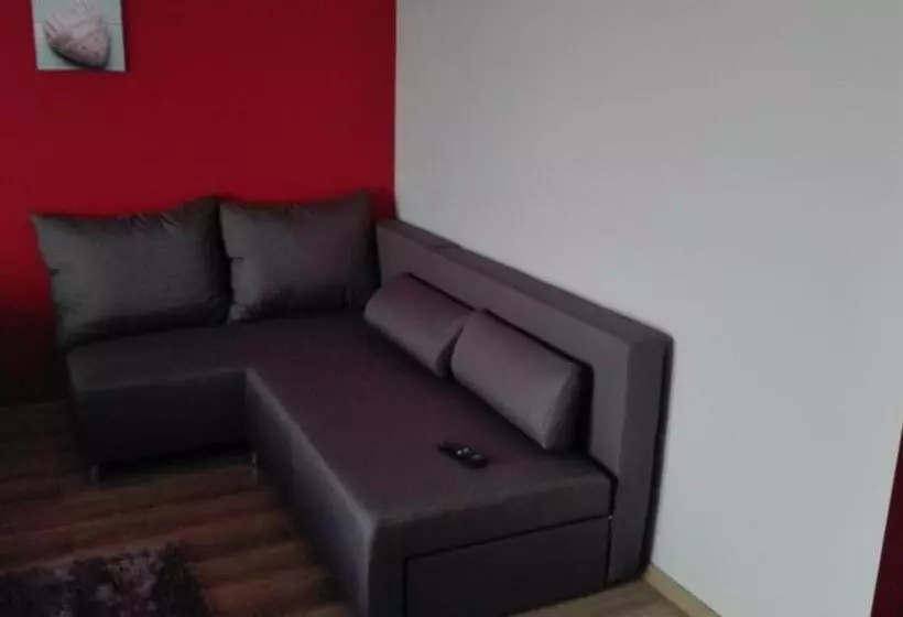 Aamiaismajoitus (B&B) Tropikalna Odnowa