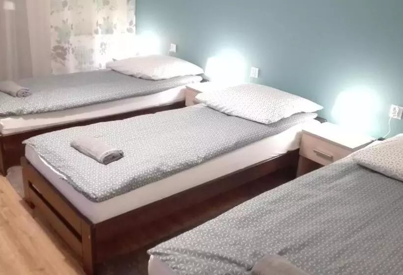 Aamiaismajoitus (B&B) Tropikalna Odnowa