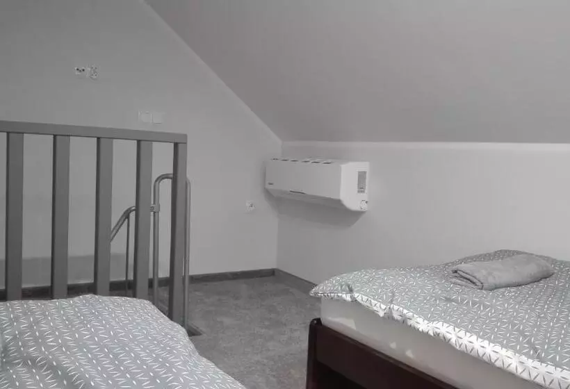 Aamiaismajoitus (B&B) Tropikalna Odnowa