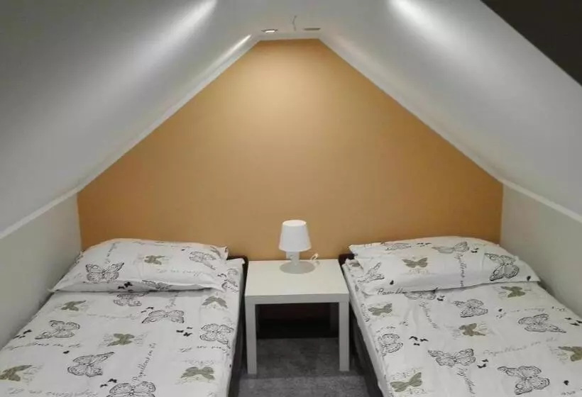 Aamiaismajoitus (B&B) Tropikalna Odnowa