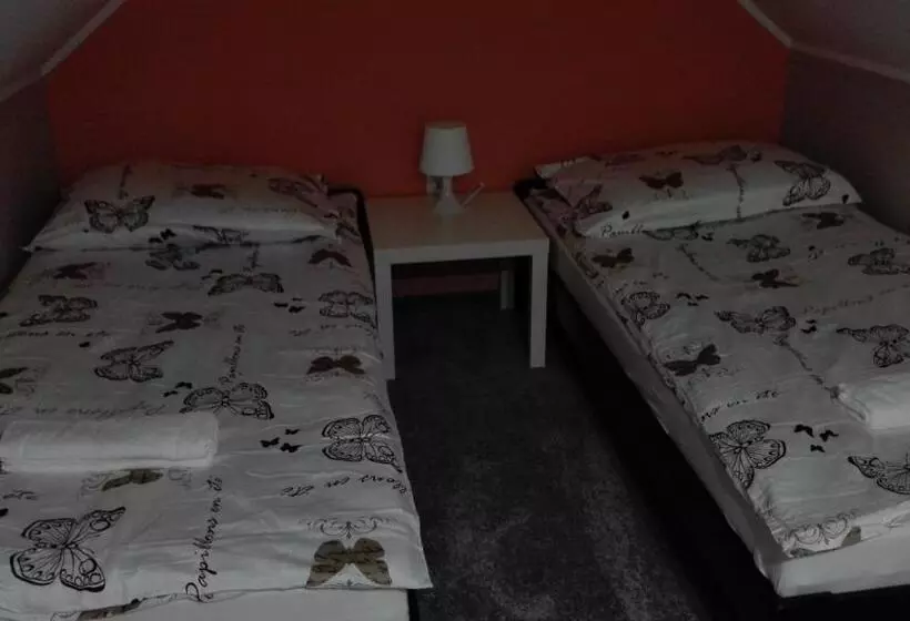 Aamiaismajoitus (B&B) Tropikalna Odnowa