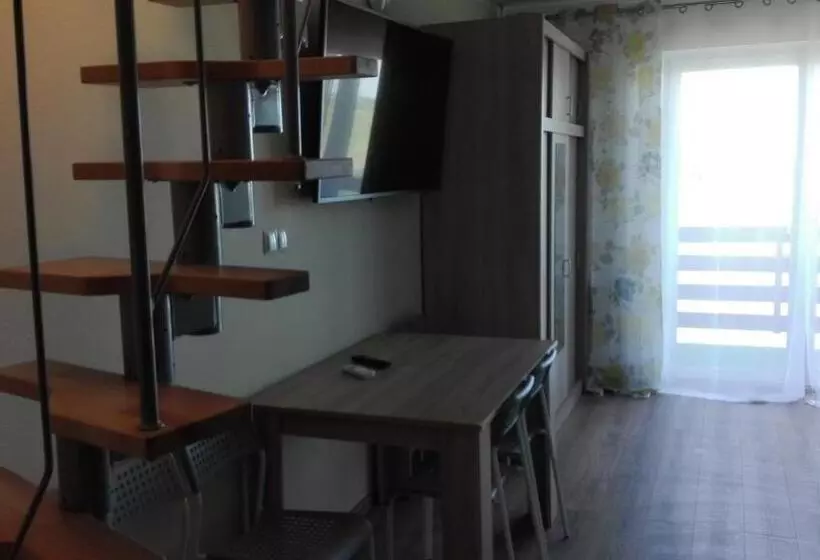 Aamiaismajoitus (B&B) Tropikalna Odnowa