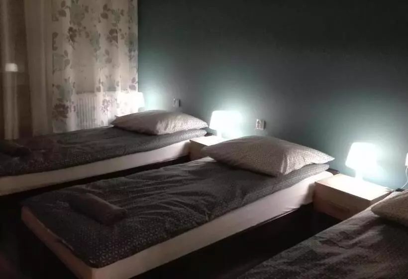 Aamiaismajoitus (B&B) Tropikalna Odnowa