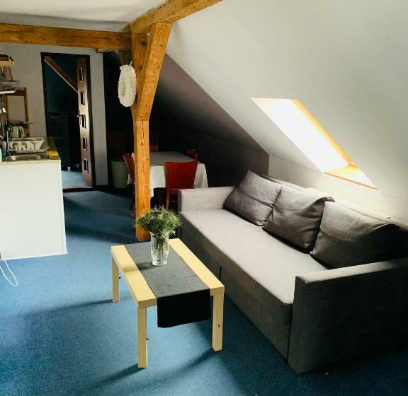 مبيت وإفطار Willa Pod Wieżami