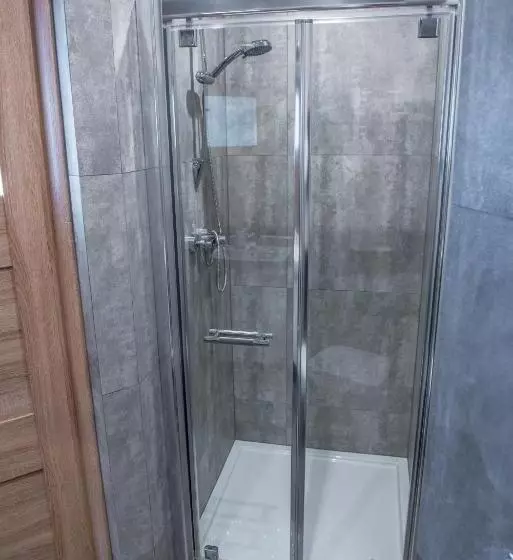 Hostel 1902