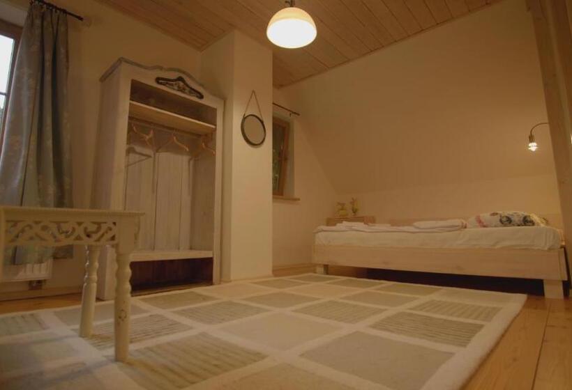 Hotelli Dom Na Końcu świata