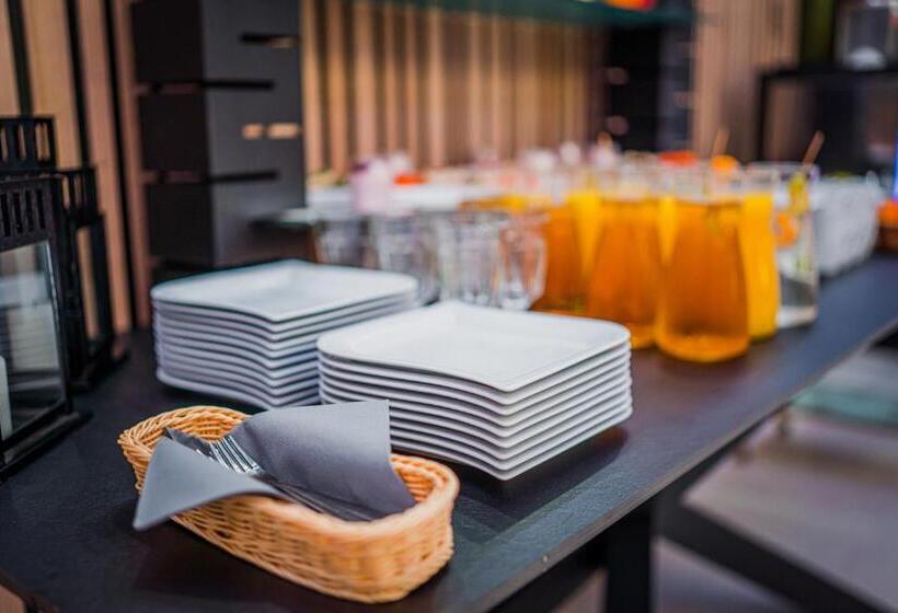 호텔 Glamour   Restaurant & Spa