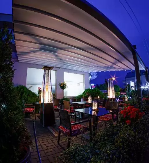 Hotelli Glamour   Restaurant & Spa