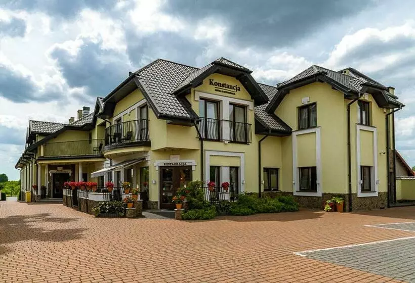 ホテル Konstancja