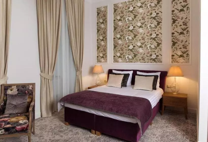 Hotelli Pałac Mojęcice