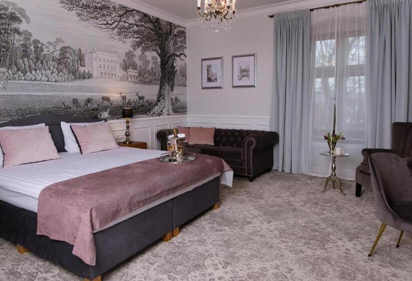 בית מלון כפרי Pałac Mojęcice