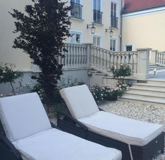 בית מלון כפרי Pałac W Smoszewie