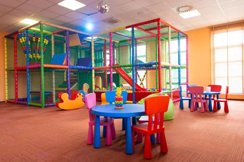 Hotelli Restauracja Autos