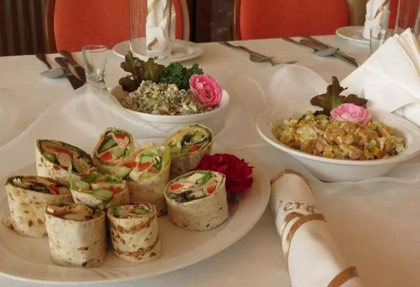 Hotelli Restauracja I Pokoje Gościnne Verde