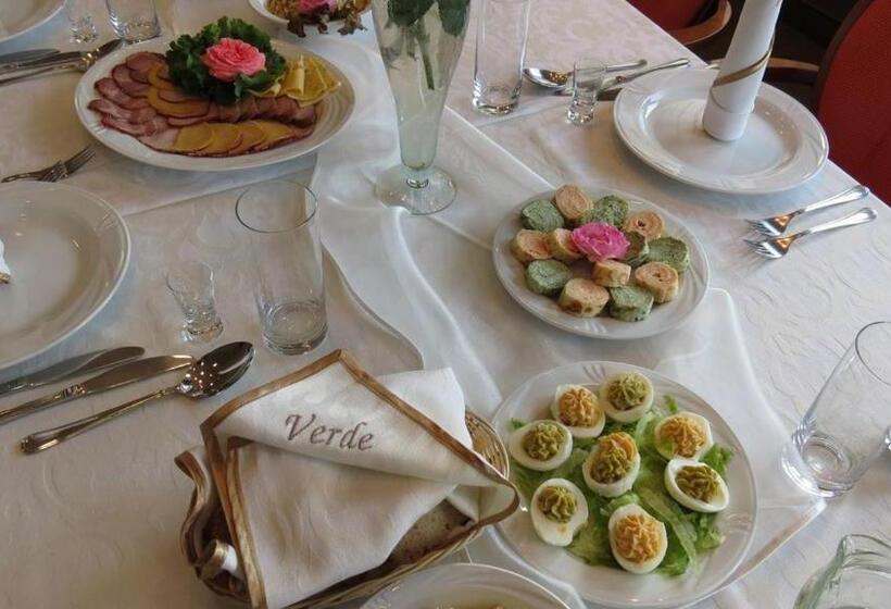 בית מלון כפרי Restauracja I Pokoje Gościnne Verde
