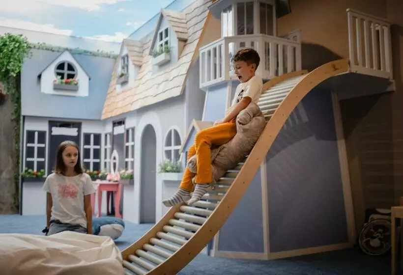 Hotelli Szerokie Wody Sea & Sand Ustka