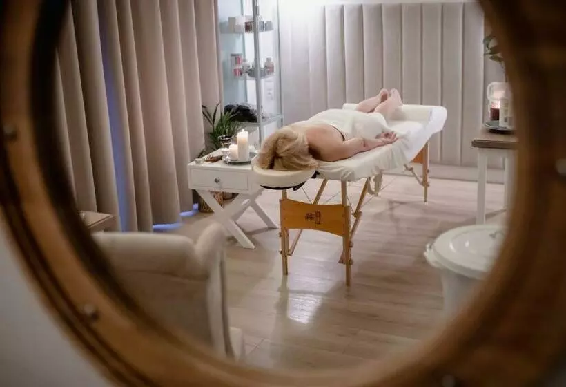 Hotelli Szerokie Wody Sea & Sand Ustka