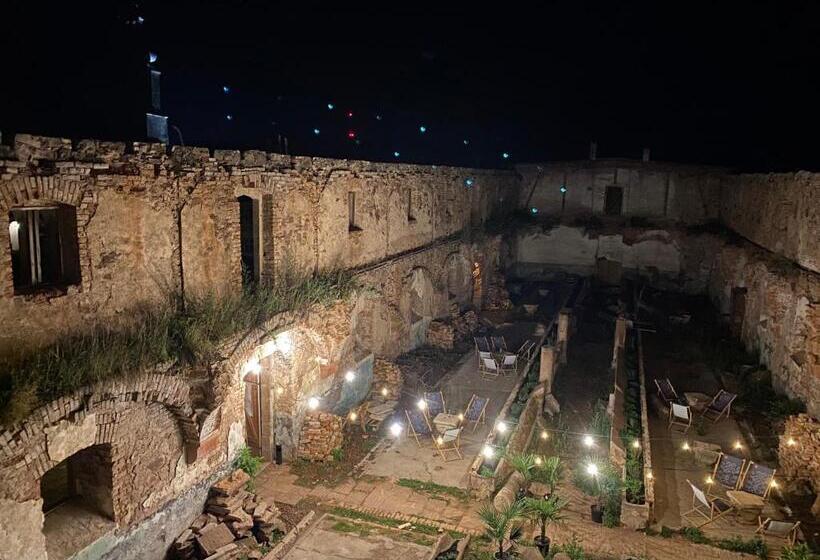 酒店 Zamek Sarny Schloss Scharfeneck