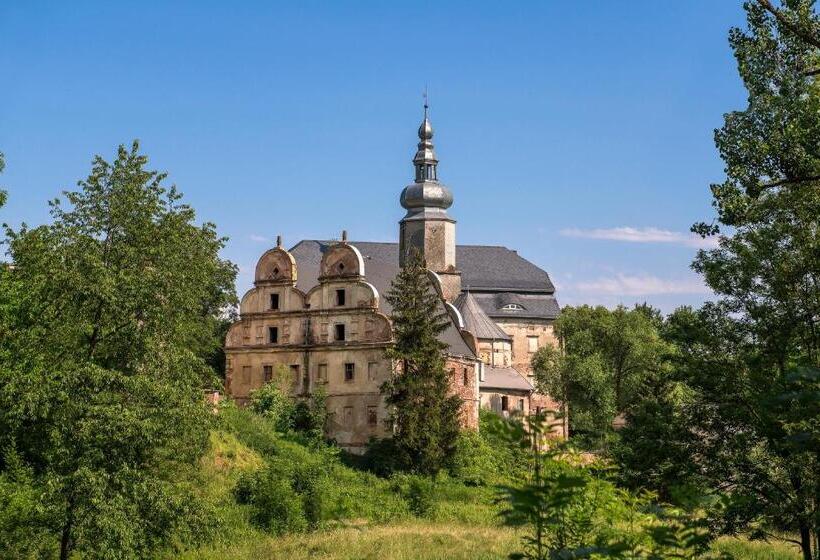 酒店 Zamek Sarny Schloss Scharfeneck