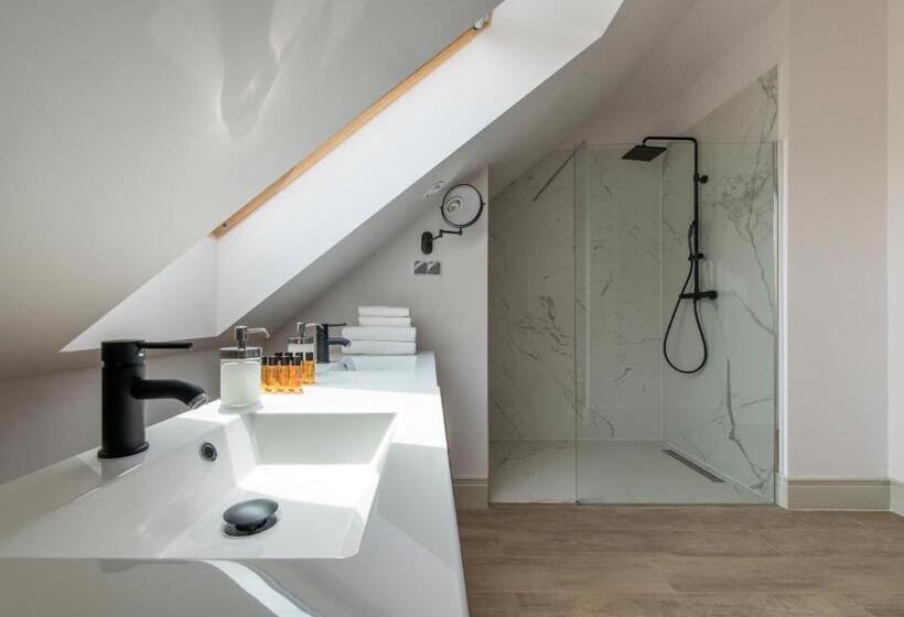 酒店 Zamek Sarny Schloss Scharfeneck